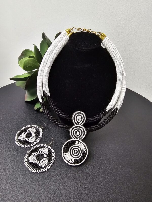 Kenyan Necklace & Earrings Set