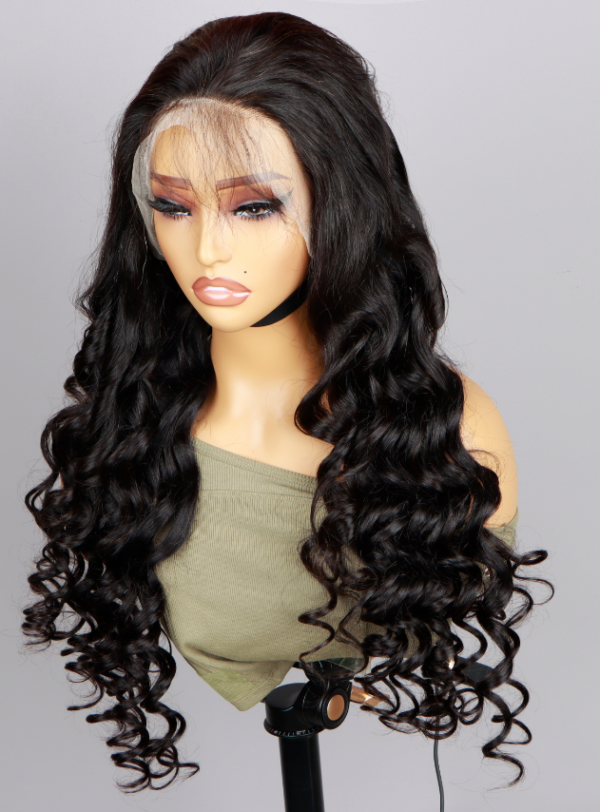 360 Lace Transparent  Wig 180 Density Loose Wave Color Black